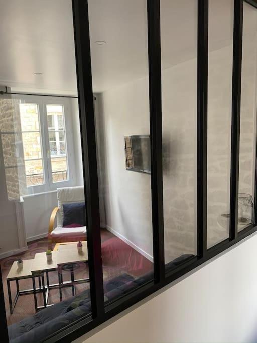 Appartement En Plein Coeur Historique De Динан Екстериор снимка